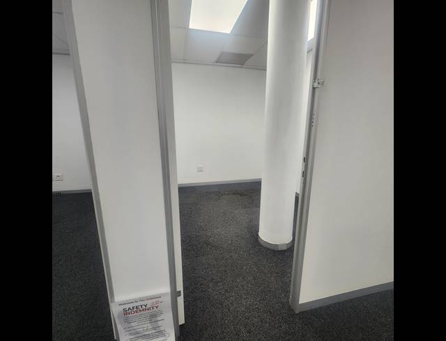 108M² OFFICE TO LET IN MUSGRAVE
